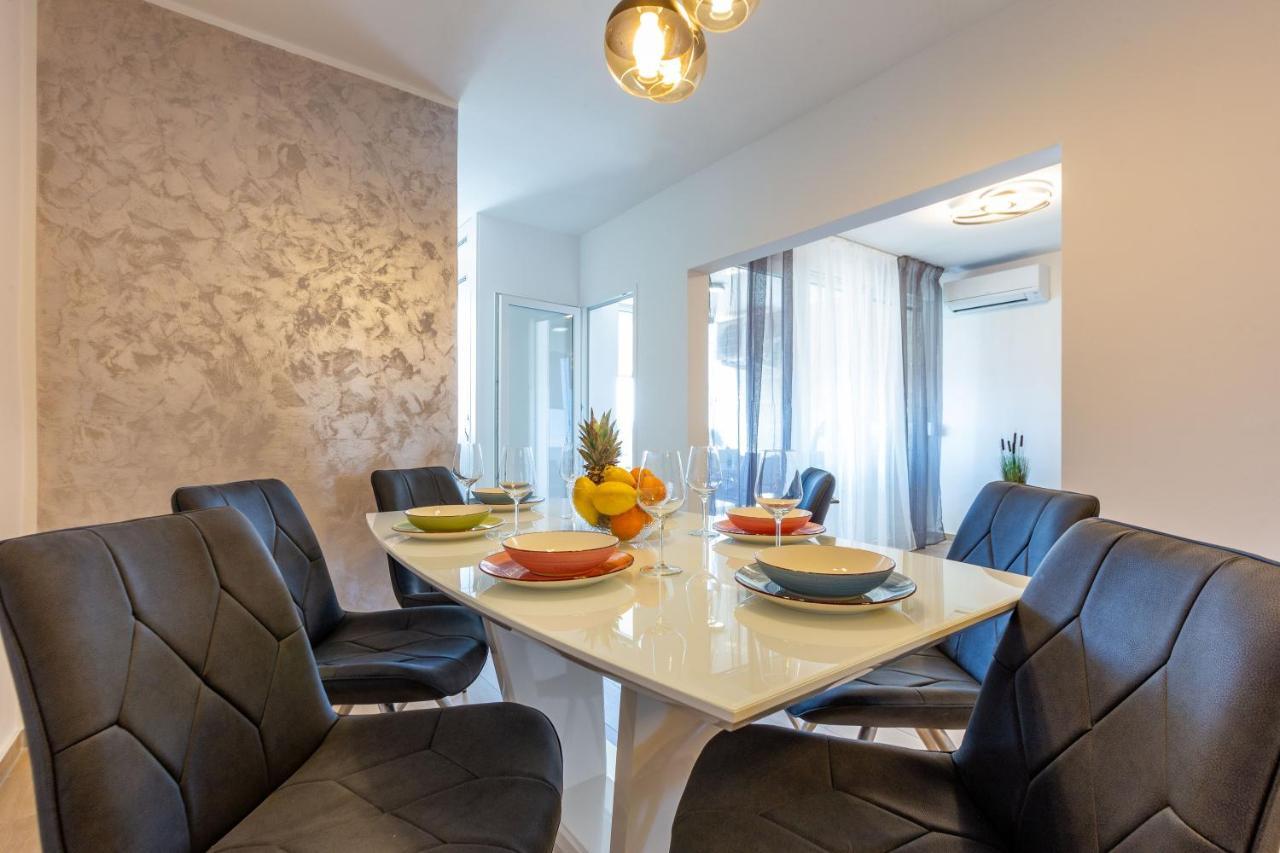 Apolon 2bdr With Balcony