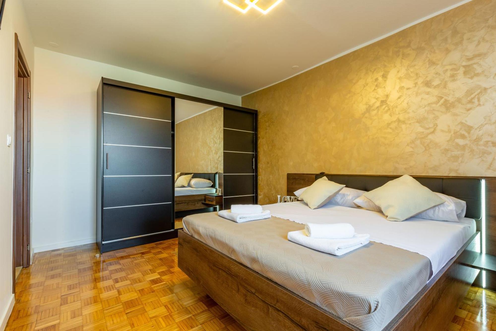 Apartmán Apolon 2bdr With Balcony
